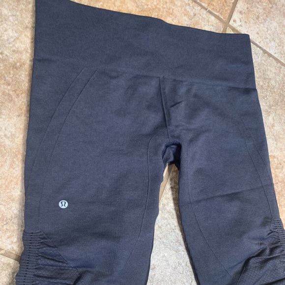 lululemon athletica Pants - Lululemon In The Flow Scrunch Leggings